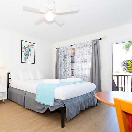 Tropic Isle Hotel & Apartment Hollywood Luaran gambar