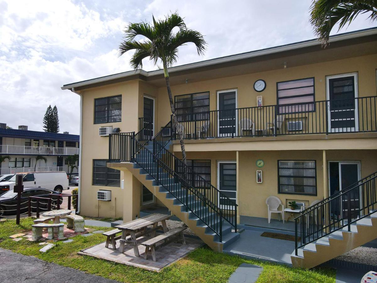 Tropic Isle Hotel & Apartment Hollywood Luaran gambar