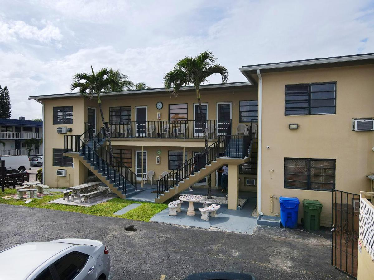 Tropic Isle Hotel & Apartment Hollywood Luaran gambar