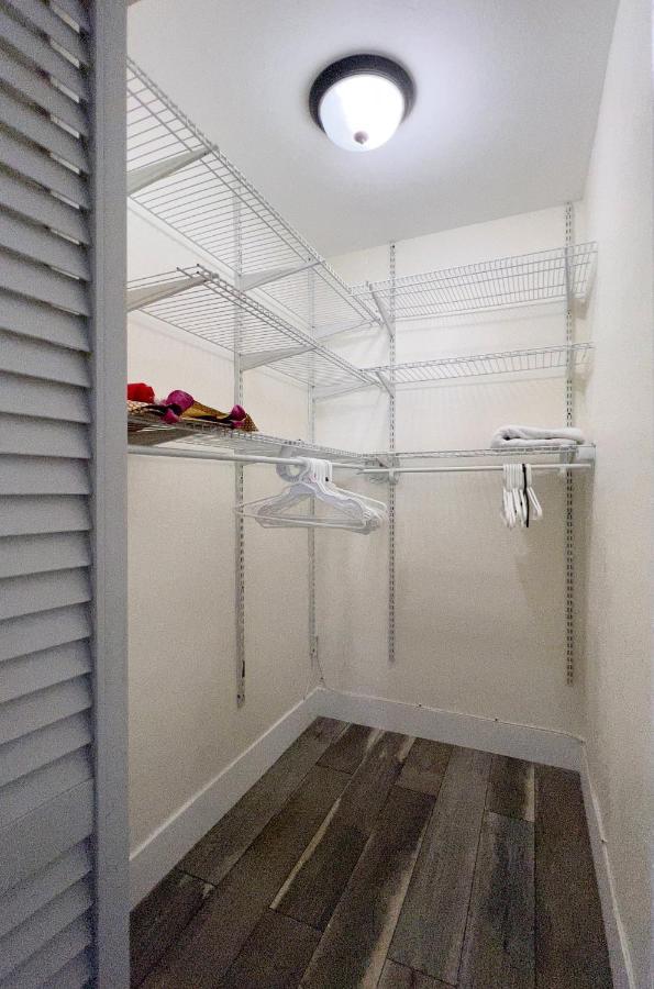 Tropic Isle Hotel & Apartment Hollywood Luaran gambar
