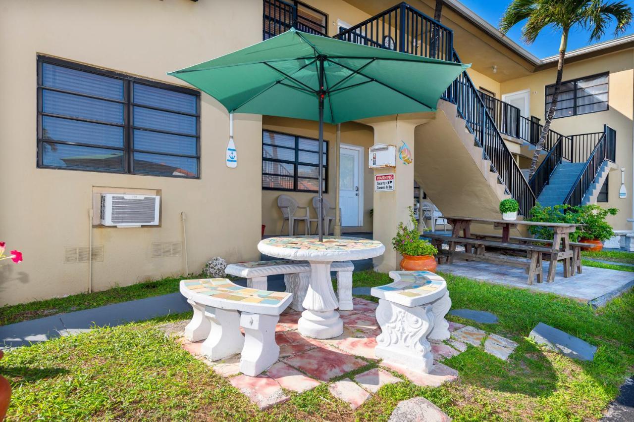 Tropic Isle Hotel & Apartment Hollywood Luaran gambar